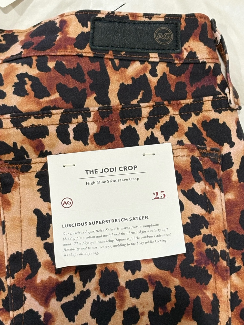 Women’s Adriano Goldschmied Leopard Print, The Jodi Crop Pants - Picture 5 of 7